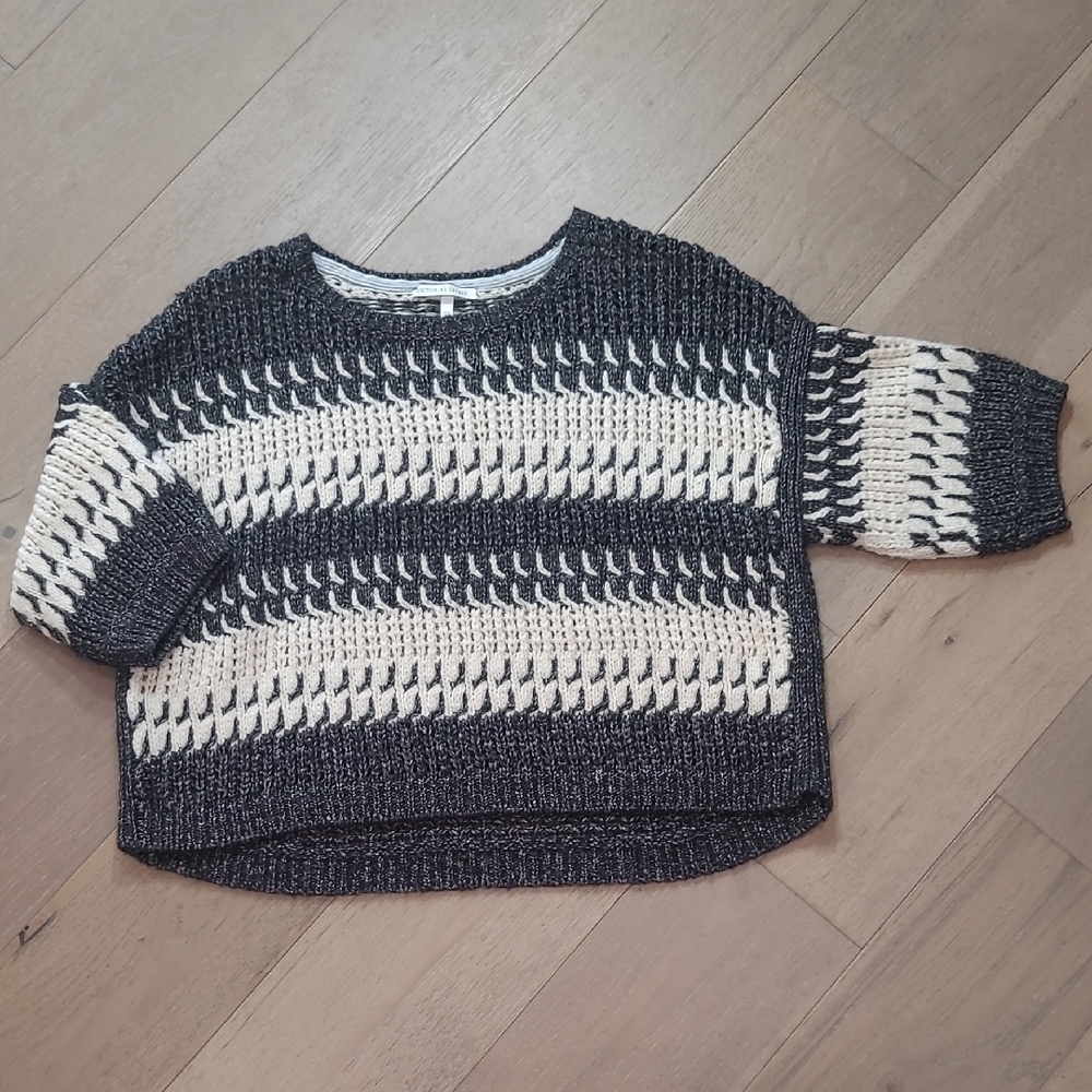 Victoria's Secret Sweater Women's sz XS Black/Cream Oversized Knit Sweater